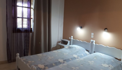 Basic Apartment, Multiple Beds, Smoking