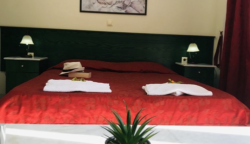 Basic Studio, 1 Double Bed with Sofa bed