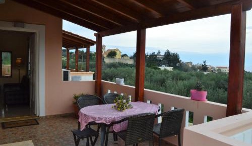 Two-Bedroom Apartment with Terrace and Sea View