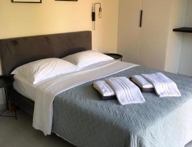 One-Bedroom House