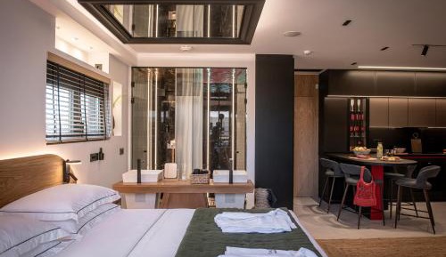 Suite with Balcony