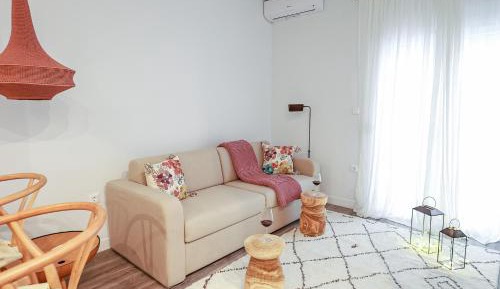 One-Bedroom Apartment with Balcony