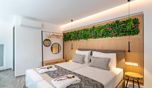 Suite with Private Pool