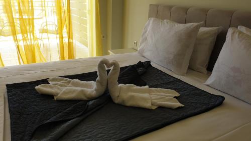 Double or Twin Room with Sea View