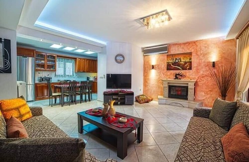 Roussospiti Villa | Maria's Cretan Oasis - Private Pool Getaway