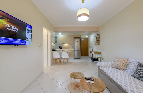 Ilioupoli Apartment | Lovely 1-bedroom flat in ideal location