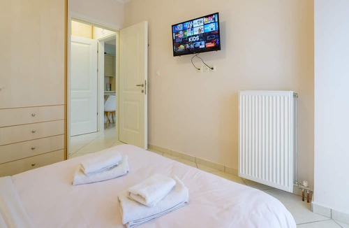 Ilioupoli Apartment | Lovely 1-bedroom flat in ideal location