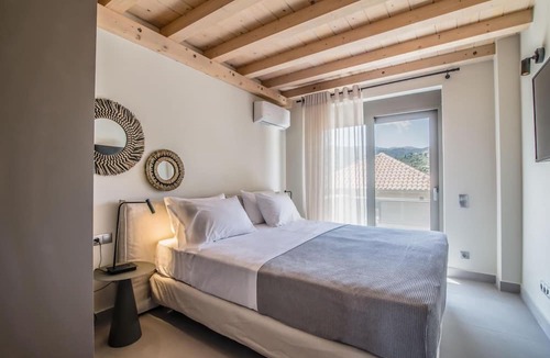 Episkopos Apartment | One-Bedroom with Attic Apartment Sea View